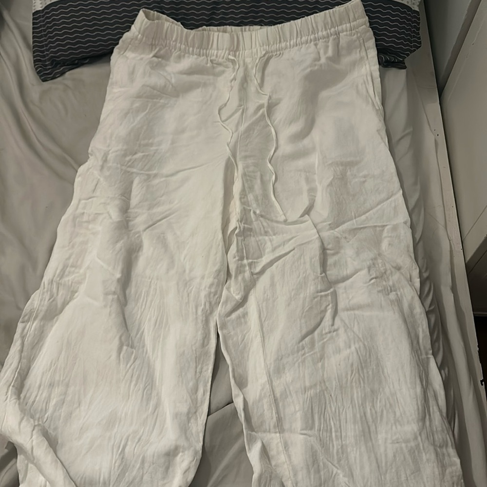 white pants